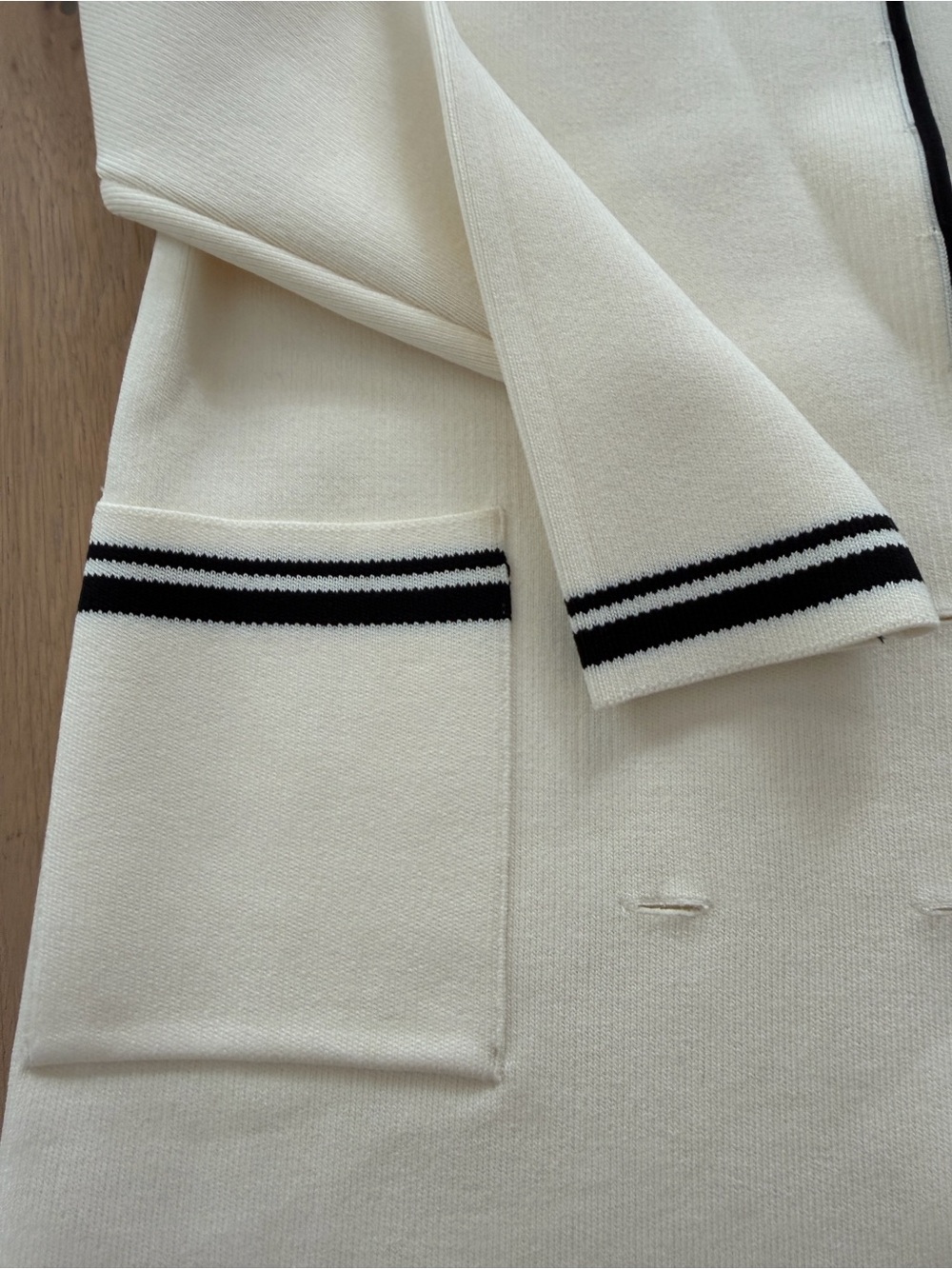 Zara Cream Double-Breasted Blazer with Black Trim - Picture 8 of 8